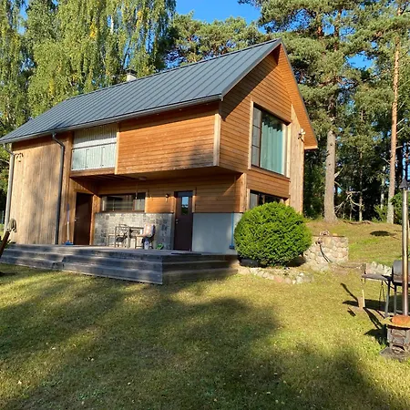 Rozlejas Villa *